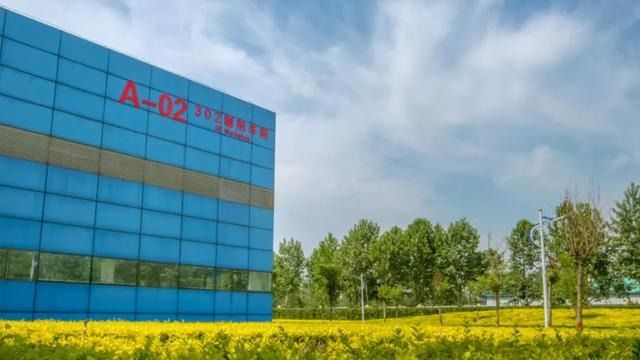 尊龙凯时人生就是搏集团再入福布斯榜，升212位